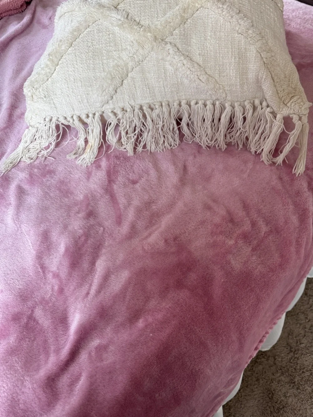 Neutral Textured Diamond Throw Pillow